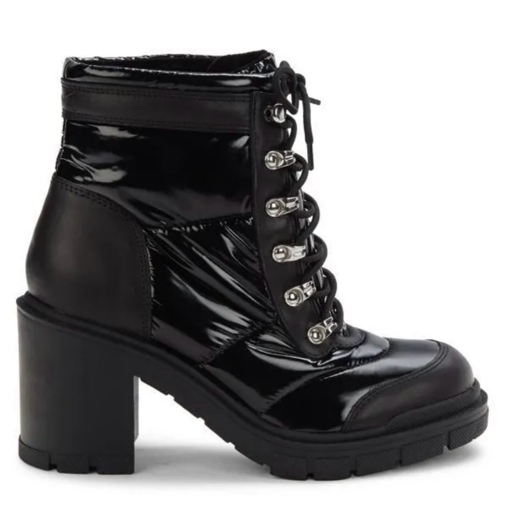 Marc Fisher chunky heel black puffer lace up lug boots size 9